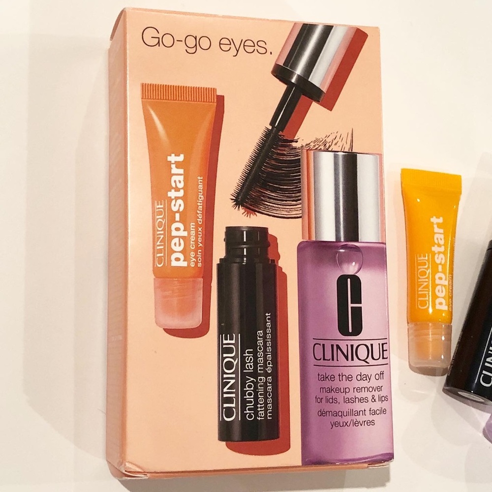 CLINIQUE Bundle - Picture 2 of 4